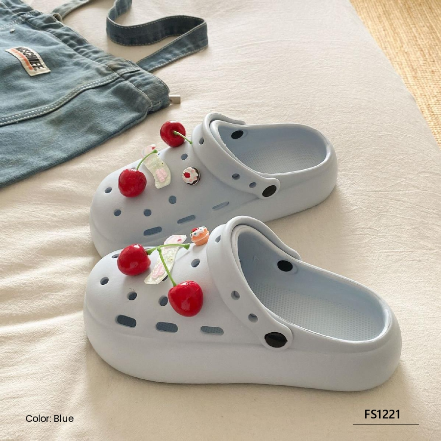 Satin Hug Women’s Slippers